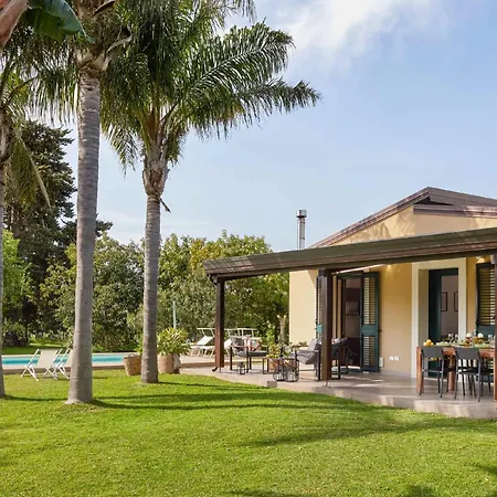 Giardino Tropicale Eco-friendly Private Pools Lido di Noto