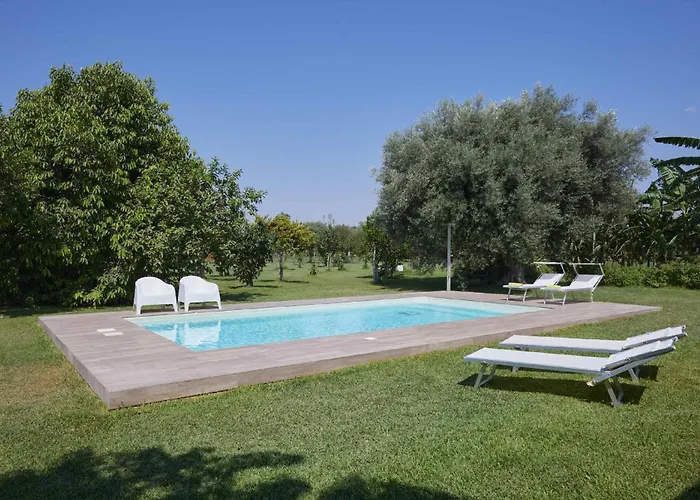 Giardino Tropicale Eco-friendly Private Pools Villa *